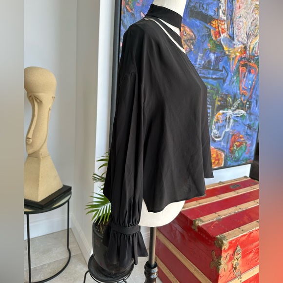 Fendi silk black top size 8 - Picture 3 of 9